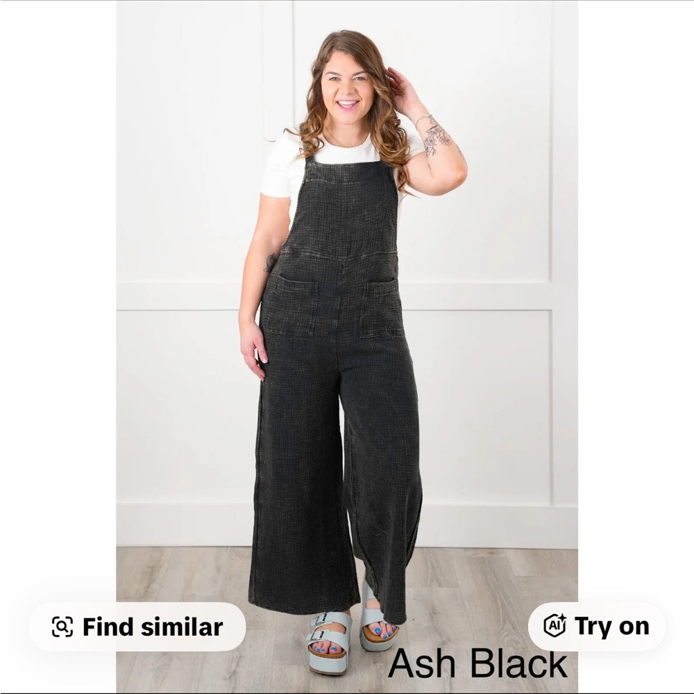 Zenana Washed Double gauze Elastic Waist Wide Leg Overalls, NWOT - Large (Black)